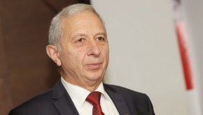 Според Герджиков решението на управляващите да излъчат точно Атанасов не е било най-доброто