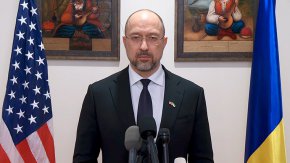 
Според украински официални лица около 100 000 души остават в капан в Мариупол, откакто той беше обграден от руските сили на 1 март