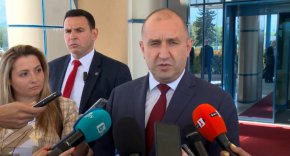 
Според държавния глава така създалата се ситуация ще бъде "истински тест за европейската солидарност"