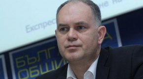 По бТВ казват, че преди месец 63% от петрола, преработван в Лукойл Нефтохим е руски. Но сега е 100% руски поради "трудности в доставките на друг петрол"