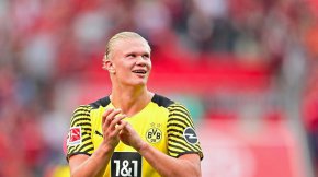 В напреднали преговори за норвежеца още са били Реал (Мадрид) и Байерн (Мюнхен), стана ясно от съобщението на говорителя Фьортофт, но в крайна сметка Пеп Гуардиола е успял да убеди играча, че Сити е мястото за него