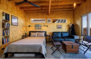  В интериора на сградата е използван шперплат - "това е евтино покритие с високо ниво на дизайн", казва архитектът Мат Гарсия