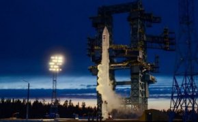 Допълнителният повод за гордост беше фактът, че на тялото на ракетата, освен емблемата на „Роскосмос“ и герба на Русия, с цветовете на Георгиевската лента беше изрисувана и буквата Z