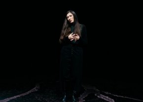 Деян Донков пък получи отличието за най-добра мъжка роля на театралния фестивал Нова българска драма в Шумен