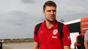 Българският баскетболист Александър Везенков, който попадна сред най-добрите петима състезатели за сезона в Евролигата, заяви, че е много щастлив и горд от признанието