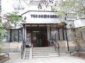 
     Специалистът посочи, че през октомври цената на природния газ се вдигна почти двойно, а цените на парно и ток не са променяни от 1 юли