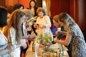 
Пролетният бирен салон на Съюза на пивоварите в България (СПБ) се завърна с нови послания и амбициозни инициативи, посветени на зелените решения и предизвикателството да се запази устойчивото развитие на бранша.