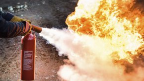 От началото на военните действия в Украйна Гърция изпрати няколко пратки с хуманитарна помощ. С една от пратките пътува дори външният министър на Гърция Никос Дендиас.      