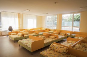 Заедно със строителството на сградите е подменено и отоплението на нафта с инсталация на пелети