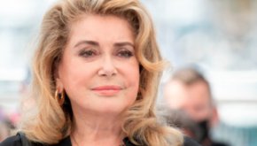 „Радост е да получа тази престижна награда на филмовия фестивал във Венеция, който обичам и познавам от дълго време, откакто „Belle de Jour“ на Луис Бунюел получи Златен лъв“, каза 78-годишнита актриса в специално изявление