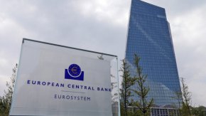 
ЕЦБ казва, че България не покрива 2 от 5-те критерия – за дефицита и инфлацията
