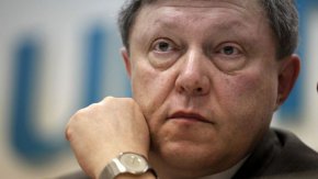 
Пресслужбата на партия "Яблоко" опровергава новината за заминаването на Явлински от Русия
