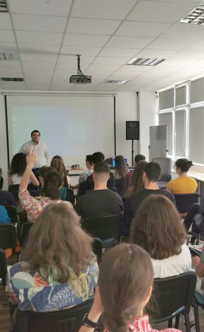 Тя се проведе в Националната природо – математическа гимназия в Лозенец, София.