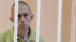 

Според ТАСС местният адвокат на Пинер е поискал от съда да намали присъдата до доживотен затвор.