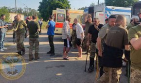 Заповедта е издадена от Путин, защото "животът, здравето, освобождаването на нашите военнослужещи, бойците от Донецката и Луганската народна република, които съставляват по-голямата част от върнатите, е най-важната задача", каза Конашенков