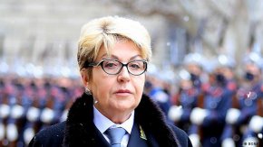 В 12:00 часа изтече срокът на ултиматума, който руската посланичка Елеонора Митрофанова постави на страната ни