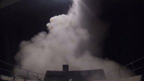 
По-рано тази седмица руският министър на отбраната Сергей Шойгу заяви, че някои от чуждестранните оръжия, предназначени за Украйна, не са успели да стигнат до местоназначението си и според съобщенията са се появили отново в Близкия изток и са попаднали на черните пазари.