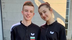 Величков и Мутлу продължават и на единично, след като вчера записаха победи.