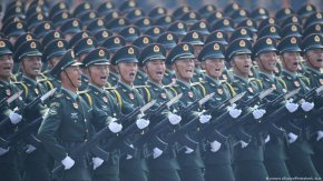 Участието на Китай в съвместните учения "не е свързано с настоящата международна и регионална ситуация", се казва в изявление на министерството.