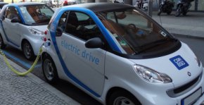 
Данните бяха представени на 18 август на среща на министъра на околната среда с представители на Асоциацията на производителите и вносителите на автомобили, на която беше обсъдено развитието на автомобилния пазар в Румъния