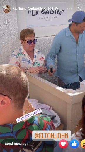 Маринела Арабаджиева отсне невероятните моменти собственоръчно "от първия ред" като публика на шоуто на фамозния музикант.

 