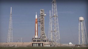 
Ракетата трябва да полети към Луната за първи път от 50 години насам