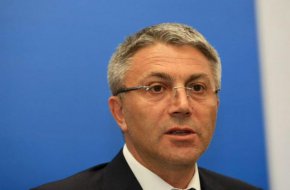 В лидерския 25 МИР в София начело на листата е д-р Хасан Адемов, бивш социален министър