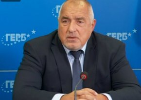 По думите на бившия социален министър Деница Сачева за пръв път от 30 години насам българският народ се страхува за това как ще изкара зимата