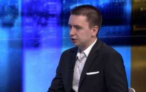 Реалността е, че България категорично е в период на хронични и дълбоки (над 3% от БВП) дефицити