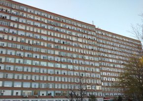 Децата учат в спортното училище СУ "Васил Левски" и са на възраст между 10 и 16 г. 