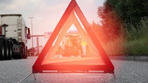 При катастрофата са пострадали още трима души