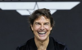 Базираният в Ню Йорк естетик Шизука Бърнстейн каза, че изпражненията действат като ексфолиант, който премахва замърсяванията и придава блясък.
