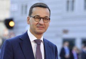 Когато Русия демонстрира грубата си сила, ние трябва да покажем своята отбранителна сила