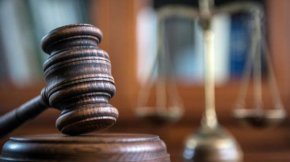 
След удара двете коли останали една в друга и движейки се заедно надясно стигнали десния банкет на магистралата. Колата на съдия Петкова се запалила, а огънят обхванал и другия автомобил.