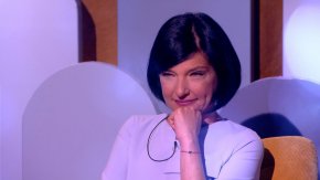 
Най-емоционалната среща за Деси ще бъде с нейната майка – Венка Ризова, която ще признае за бурния ѝ характер още от дете и за трудния ѝ тийнейджърски период.