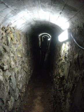 Винаги разказите от първо лице на директни участници в нещо историческо са много по-вълнуващи от сухите хроники, така че личните спомени на запазената, въпреки годините си горда дама бяха наистина потапящи в онзи свят на Студената война, който през 2015 г., въпреки анексирането на Крим от Русия година по-рано, ми беше сложно да си представя, че може отново да стане реалност