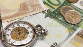 
Трябва да се има предвид, че колкото по-висока е постигната доходност, толкова по-неизгоден е новият дълг за държавата.
