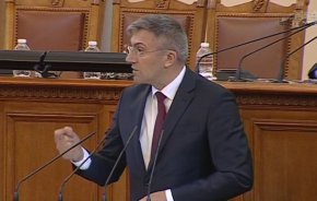 По думите на Карадайъ почивката не е необходима, защото още на председателски съвет от Промяната са знаели, че ще бъде номиниран Рашидов и това не е нещо за тях, за да им трябва почивка.