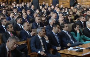 Освен избора на състава на останителите 24 комисии Народните представители ще изслушат и управителя на БНБ относно готовността на страната ни за членство в Еврозоната.
