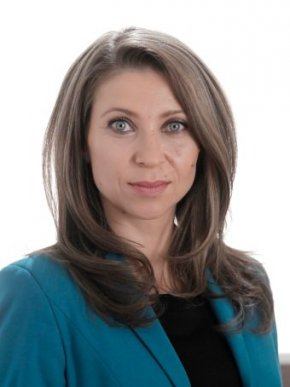 
“Надяваме се след сформиране на комисиите, те веднага да заработят, за да бъде разгледано това наше предложение”, подчерта на брифинг в НС депутатът Искра Михайлова от Възраждане.
