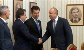 Президентът Румен Радев прие на консултации втората по големина парламентарна група в 48-ото Народно събрание - "Продължаваме Промяната" (ПП).