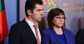 
“Успяхме да спестим тези пари на българската икономика и българските потребители”, изтъкна министърът. Цялата документация е предадена на компетентните органи, стана ясно от думите му. Прокуратурата, ГДБОП и ДАНС проверяват доставките на газ. 