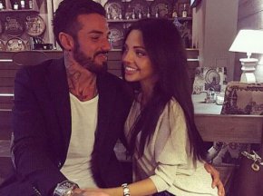 
Бившата законна половинка на футболиста Благой Георгиева - Есмер Омерова, още тъгува по раздялата с него