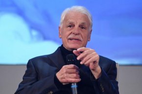 Италианската кино звезда Микеле Плачидо пристигна в България, като в рамките на Киномания представи филма си Сянката на Караваджо