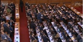 
Инвестиционният разход за нови 8 изтребители е 2,2 млрд. лева, които трябва да бъдат изплатени за 10 г. Против това са "Възраждане" и БСП.
