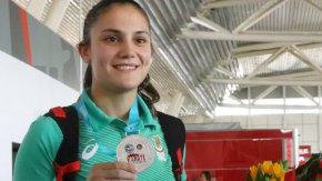 
Българката постигна шест победи по пътя си до първото място, като на финала надделя над Александра Шолохова от Украйна с 5:0.