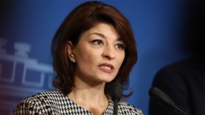 Всъщност президентът желае всичко, свързано с машинното гласуване, да се запази във вида, в който беше в Изборния кодекс преди да бъде променен