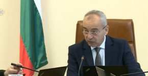 

Донев уточни, че служебното правителство продължава работата по обявените в началото на мандата си приоритети