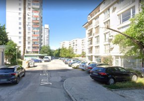 Както предложи във Фейсбук неговият колега, но от по-близки парламенти и от друга партия Венцислав Лаков, може би в светлината на най-силния финал на Световно първенство в историята на футбола, не би било зле улица Буенос Айрес да бъде прекръстена на ул. Лео Меси.

 