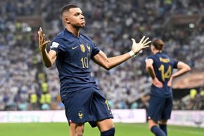 
Интересно ми е от чисто антропологическа гледна точка", пише журналистката Елена Кодинова.